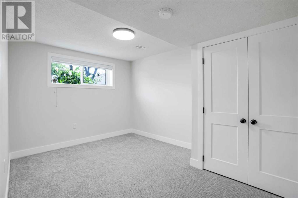 Single Family House Bi-level for Sale in   Street NE Rundle Calgary 