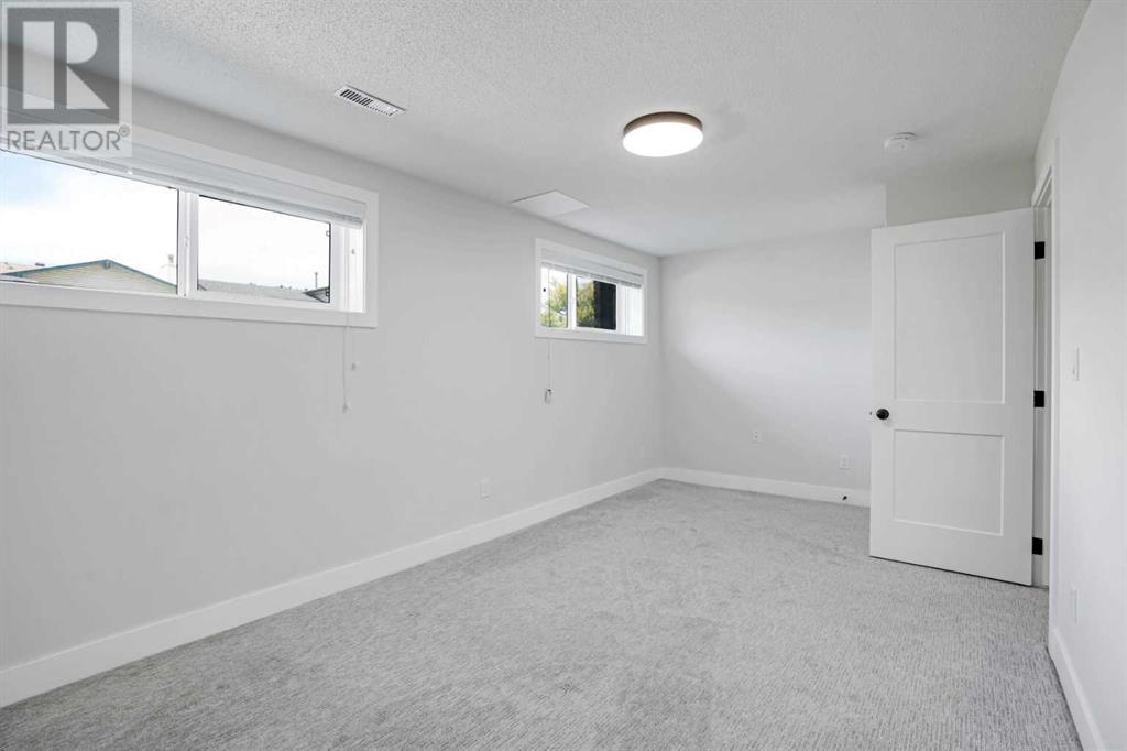Single Family House Bi-level for Sale in   Street NE Rundle Calgary 