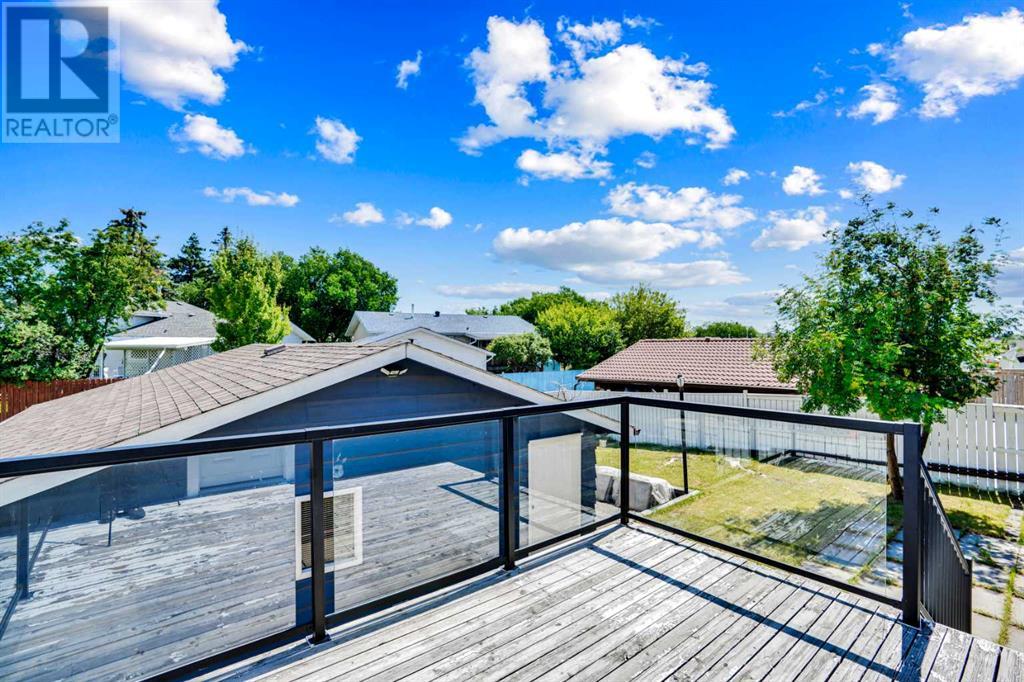 Single Family House Bi-level for Sale in   Street NE Rundle Calgary 