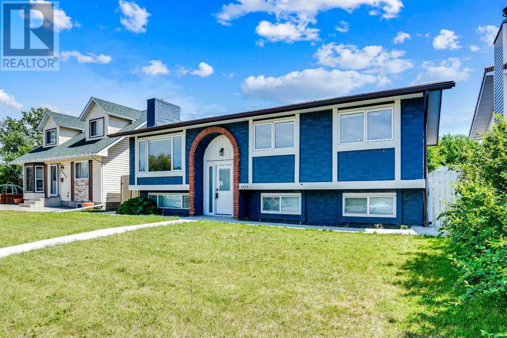 Single Family House Bi-level for Sale in   Street NE Rundle Calgary 