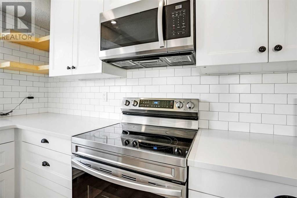 Single Family House Bi-level for Sale in   Street NE Rundle Calgary 