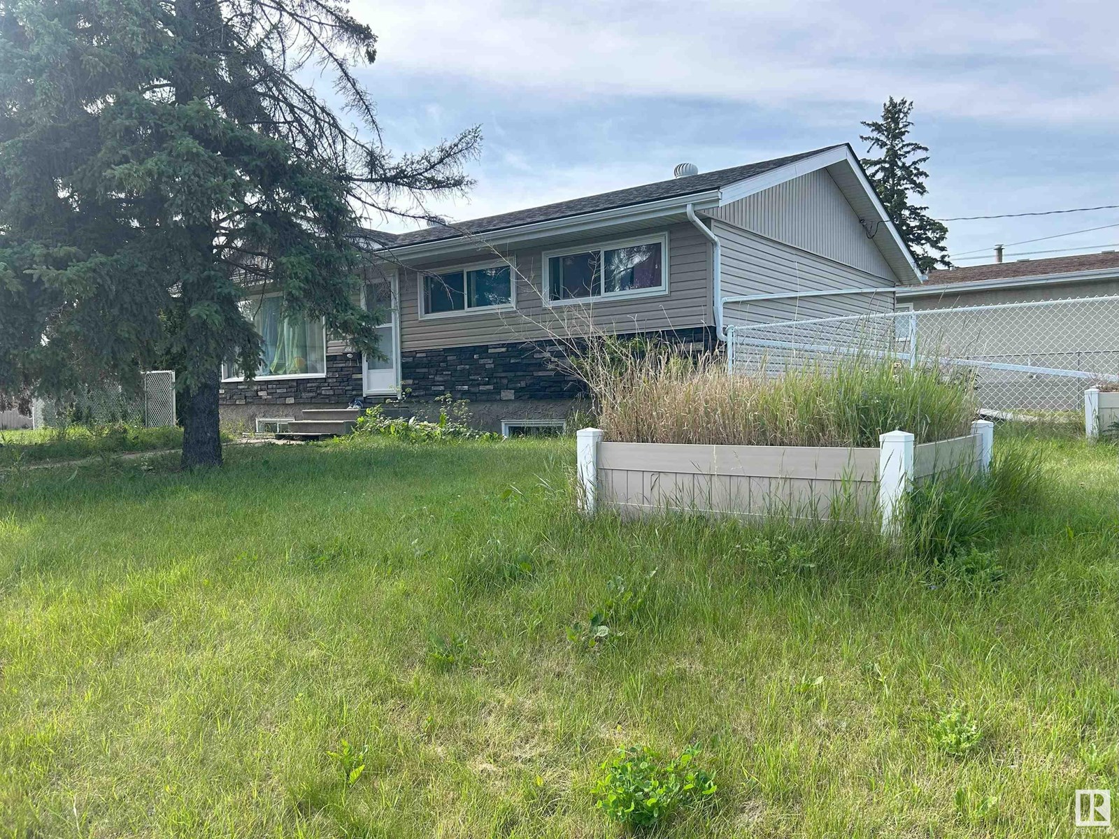Photo 11 of 12703 134 Av Nw, Edmonton AB