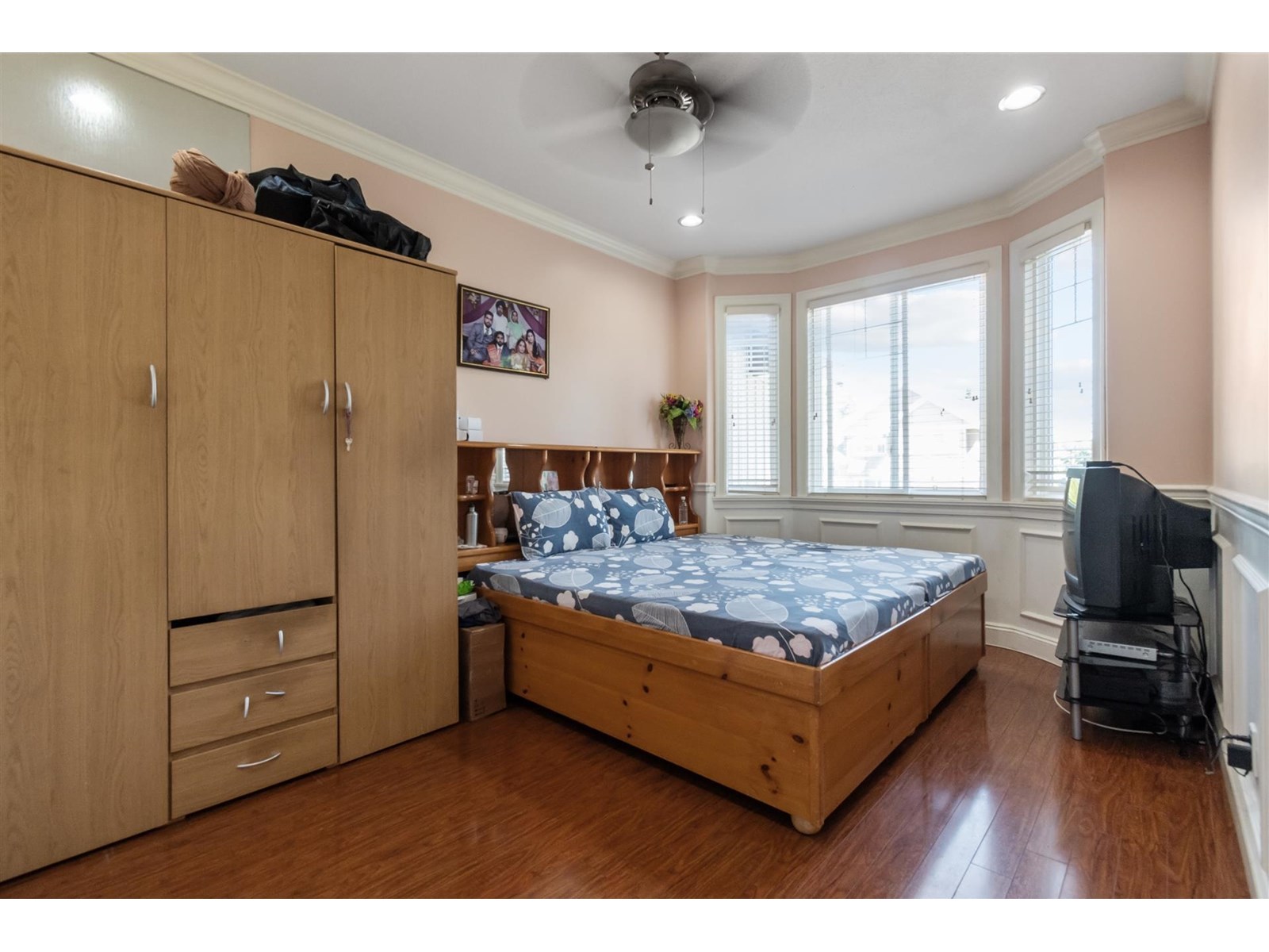 Photo 2 of 7521 149 Street, Surrey BC