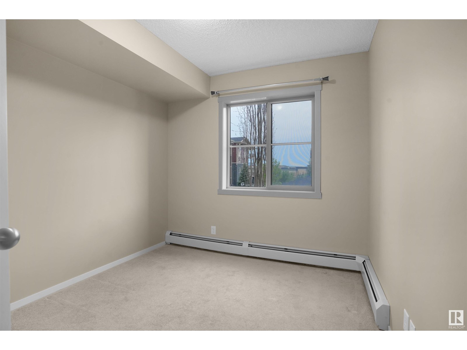 Photo 30 of 214 5816 Mullen Pl Nw, Edmonton AB