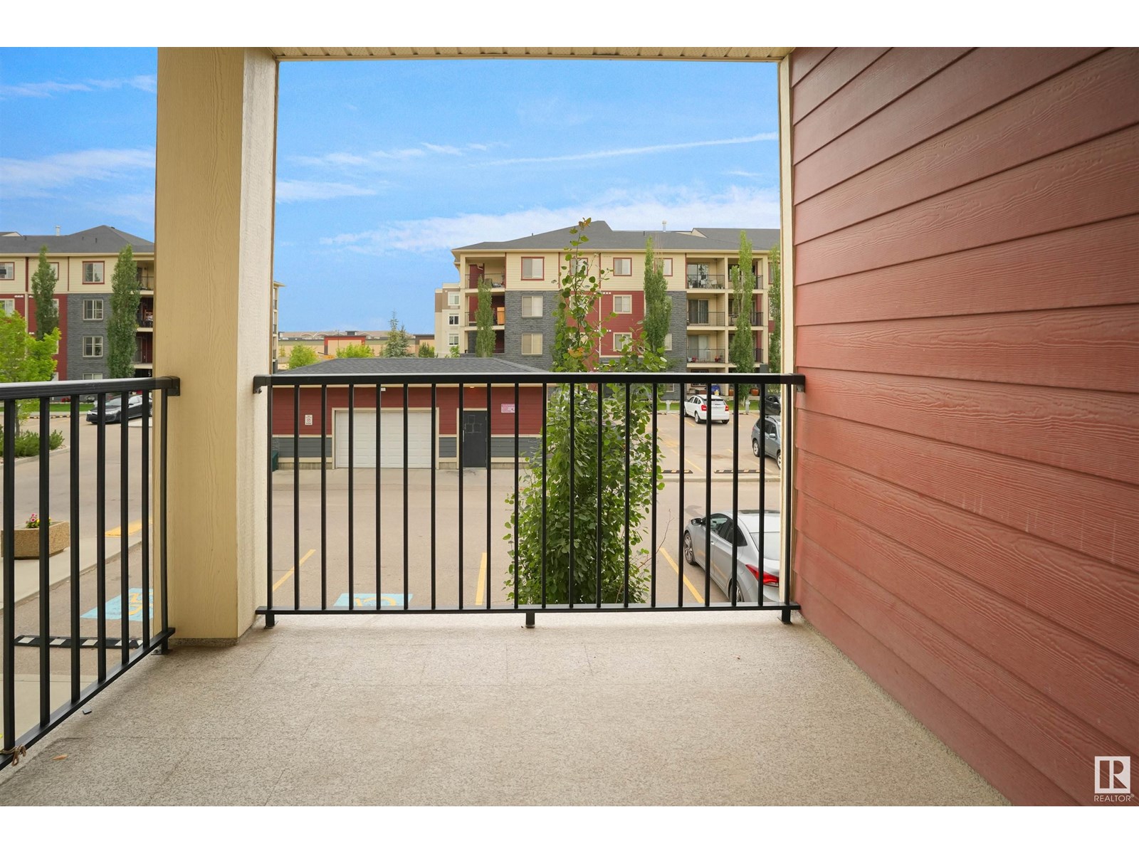 Photo 8 of 214 5816 Mullen Pl Nw, Edmonton AB