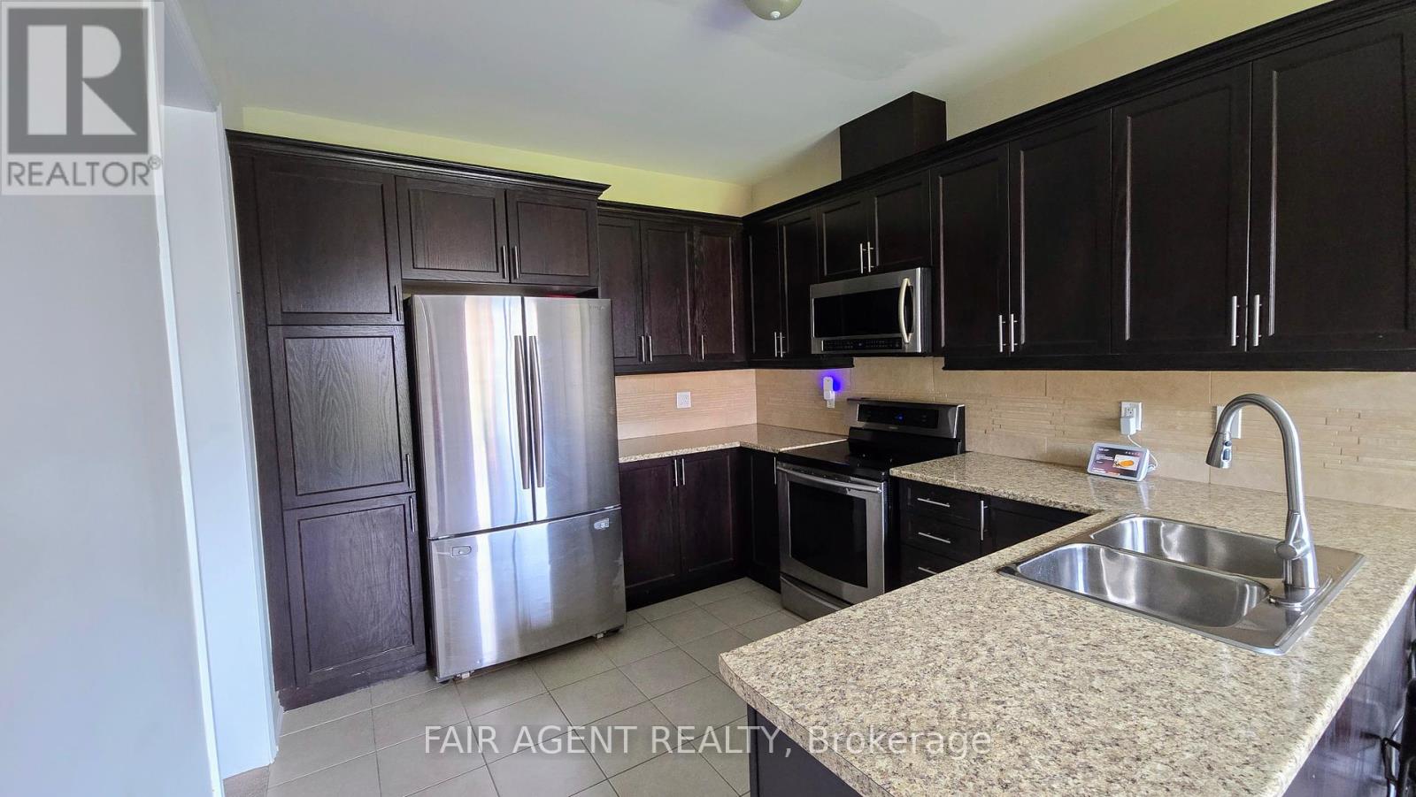 Photo 4 of 60 Holt Drive, New Tecumseth ON