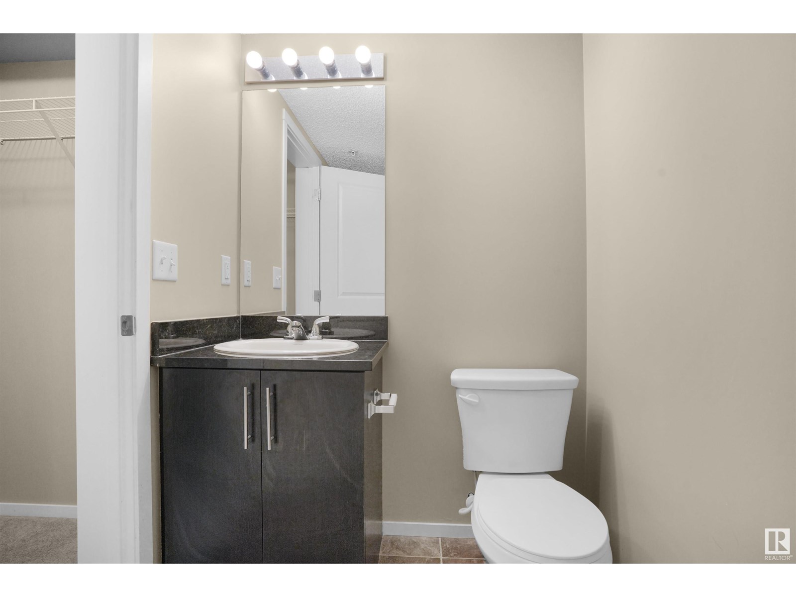 Photo 22 of 214 5816 Mullen Pl Nw, Edmonton AB