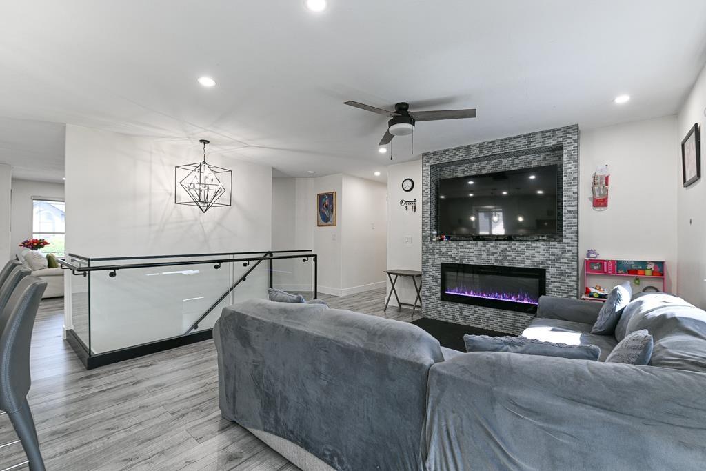 Photo 11 of 2813 Blackham Drive, Abbotsford BC