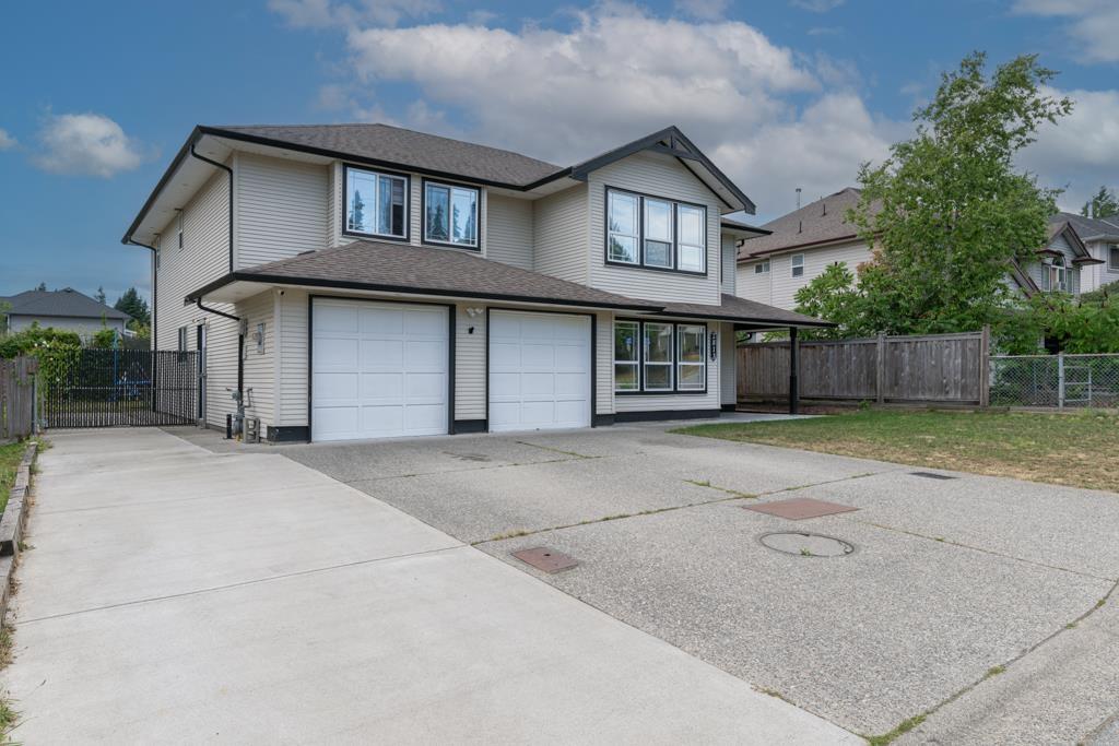 Photo 4 of 2813 Blackham Drive, Abbotsford BC