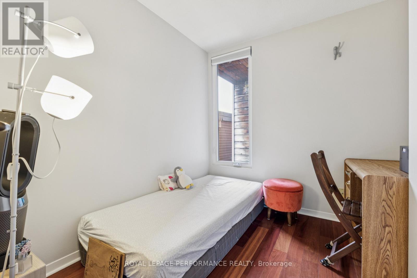 Photo 2 of 4 71 Sweetland Avenue, Ottawa ON