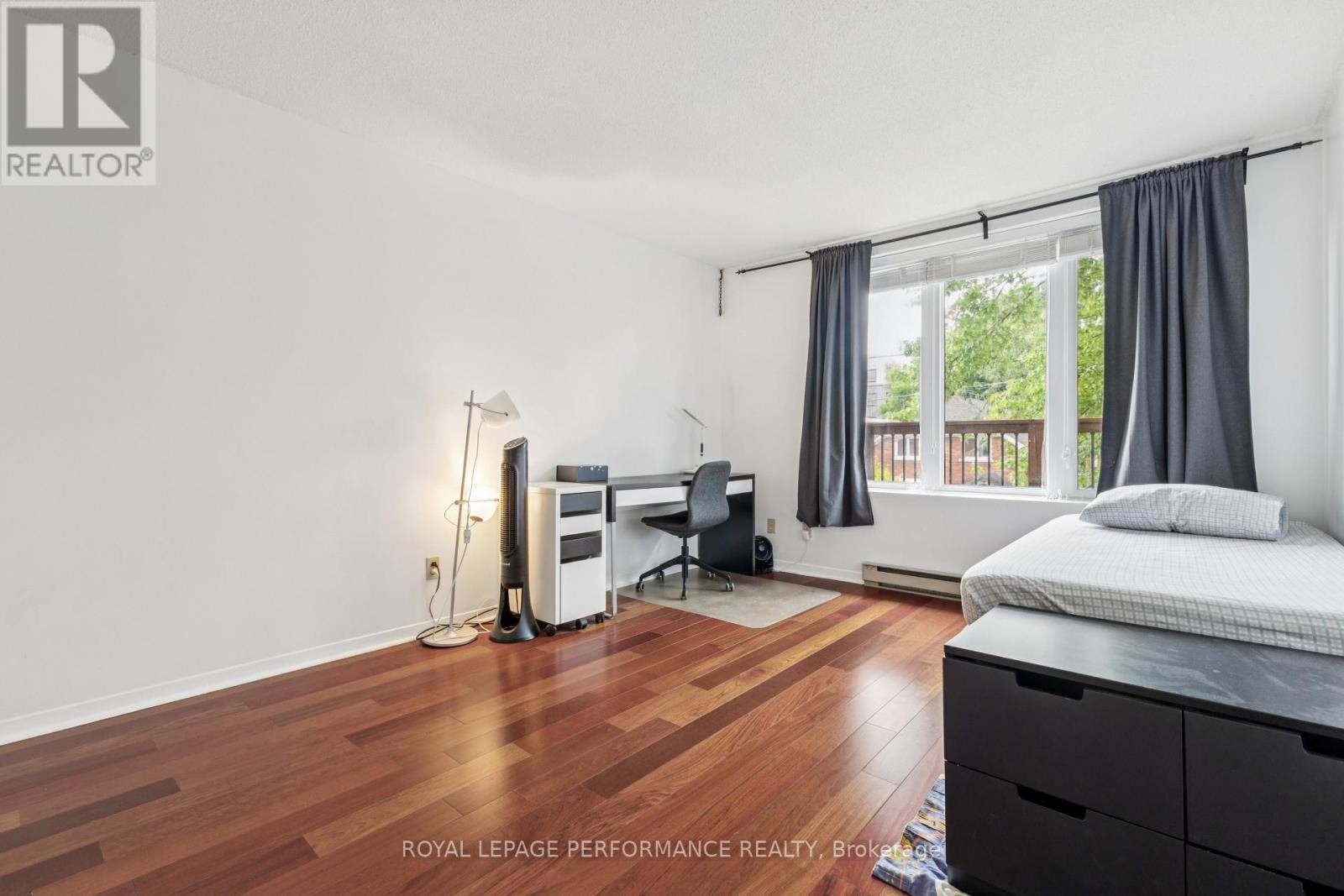 Photo 4 of 4 71 Sweetland Avenue, Ottawa ON