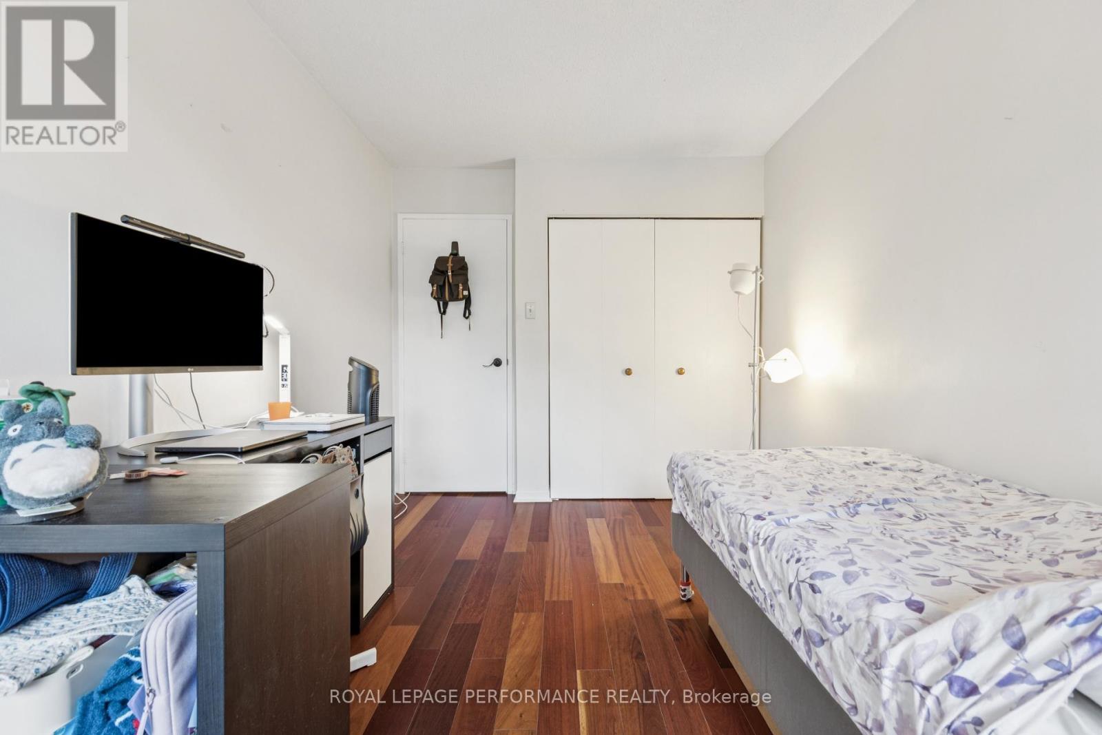 Photo 17 of 4 71 Sweetland Avenue, Ottawa ON