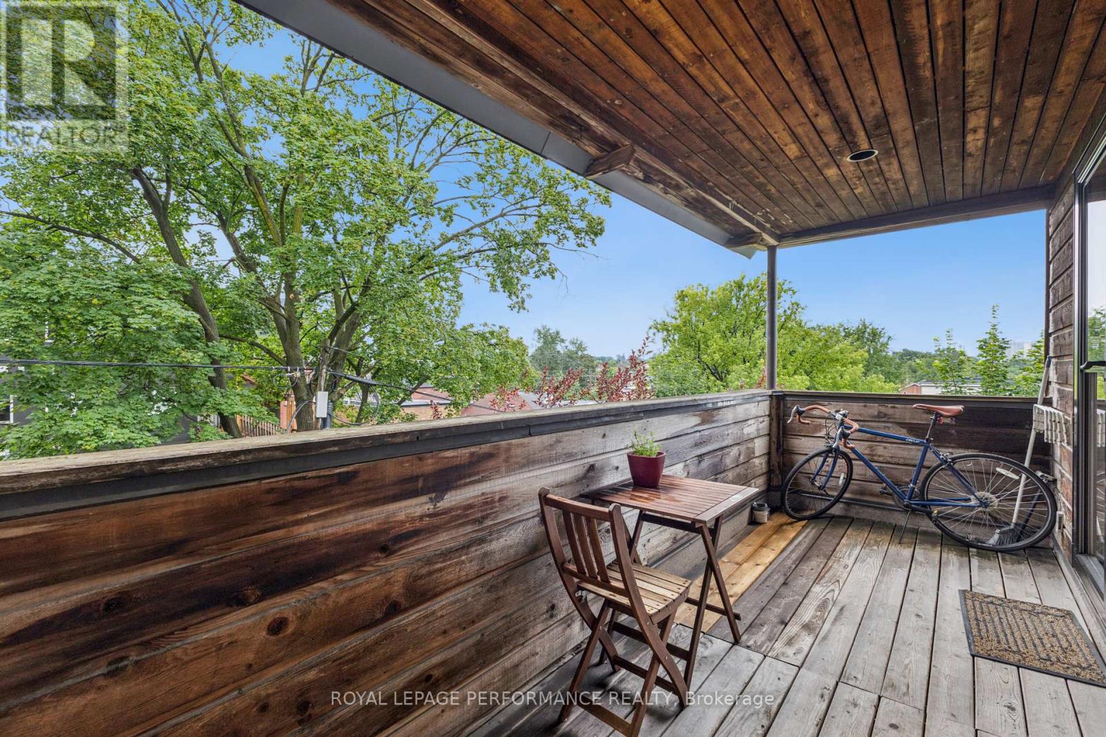 Photo 10 of 4 71 Sweetland Avenue, Ottawa ON