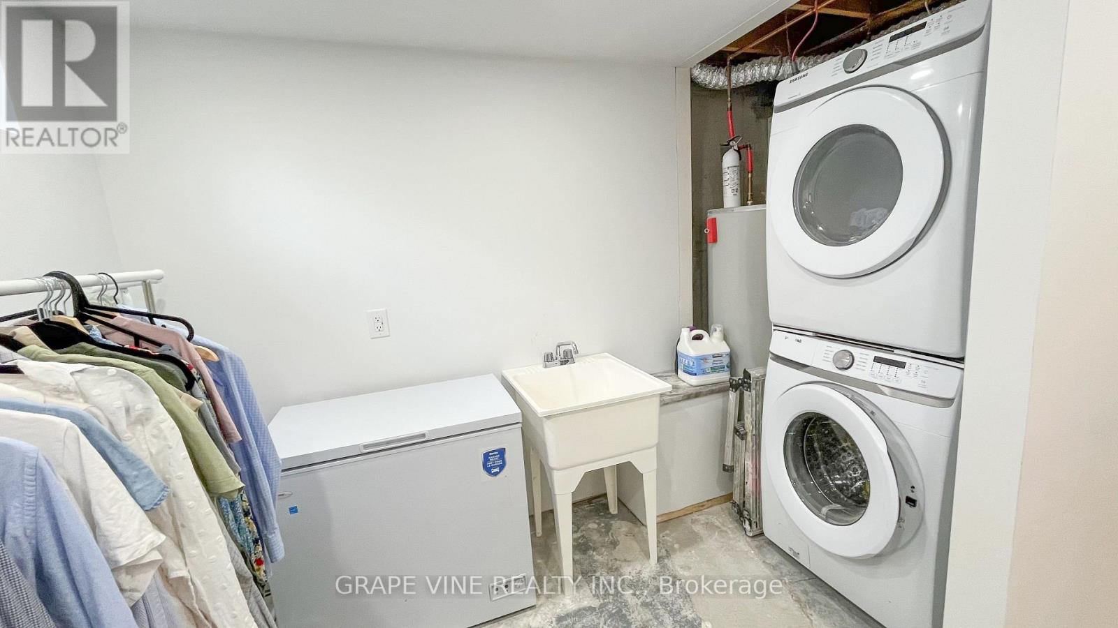 Photo 14 of 5 C Woodvale Green, Ottawa ON