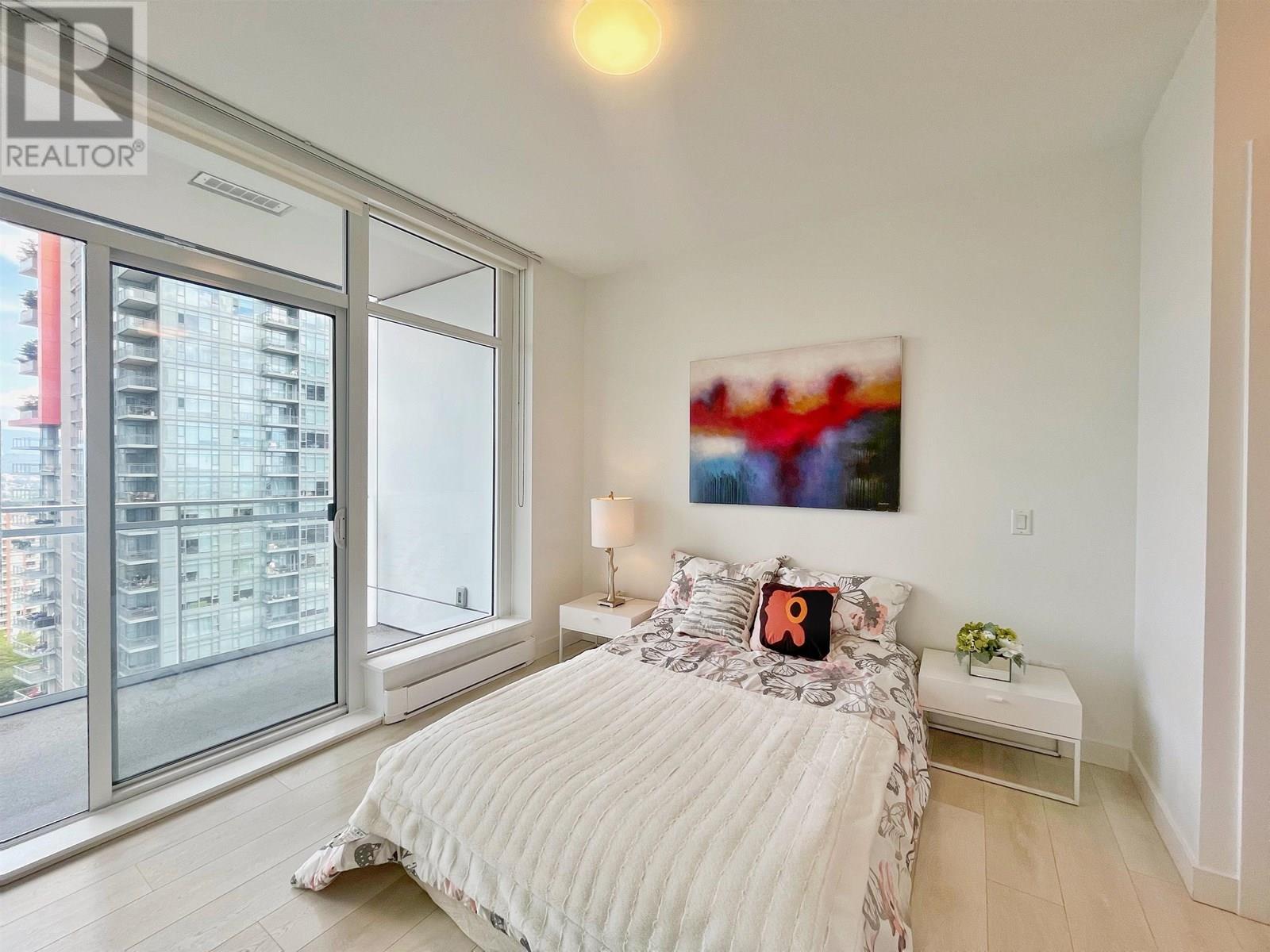 Photo 3 of 2208 4670 Assembly Way, Burnaby BC