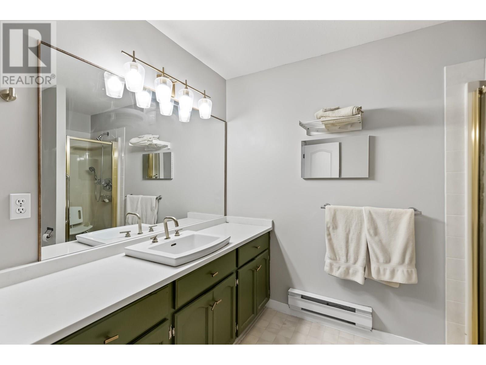 309 19236 FORD ROAD, Pitt Meadows