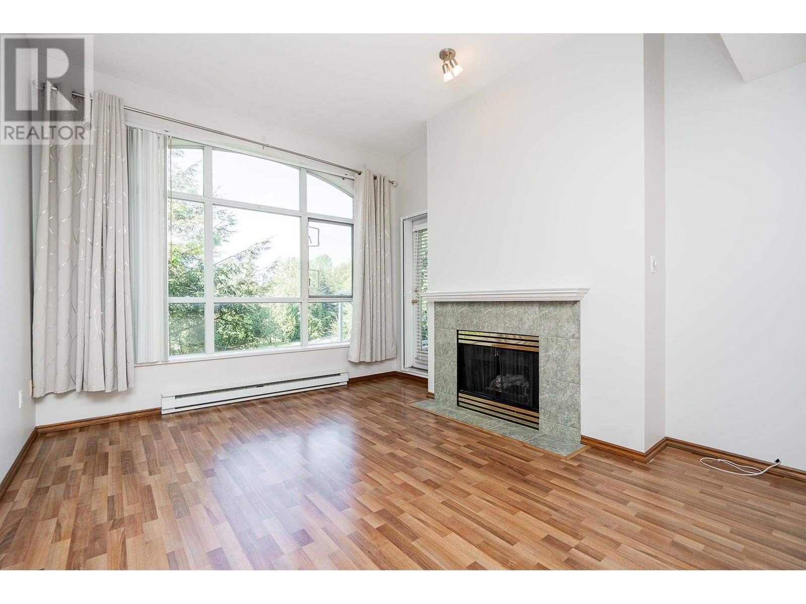 Photo 1 of 403 2559 Parkview Lane, Port Coquitlam BC