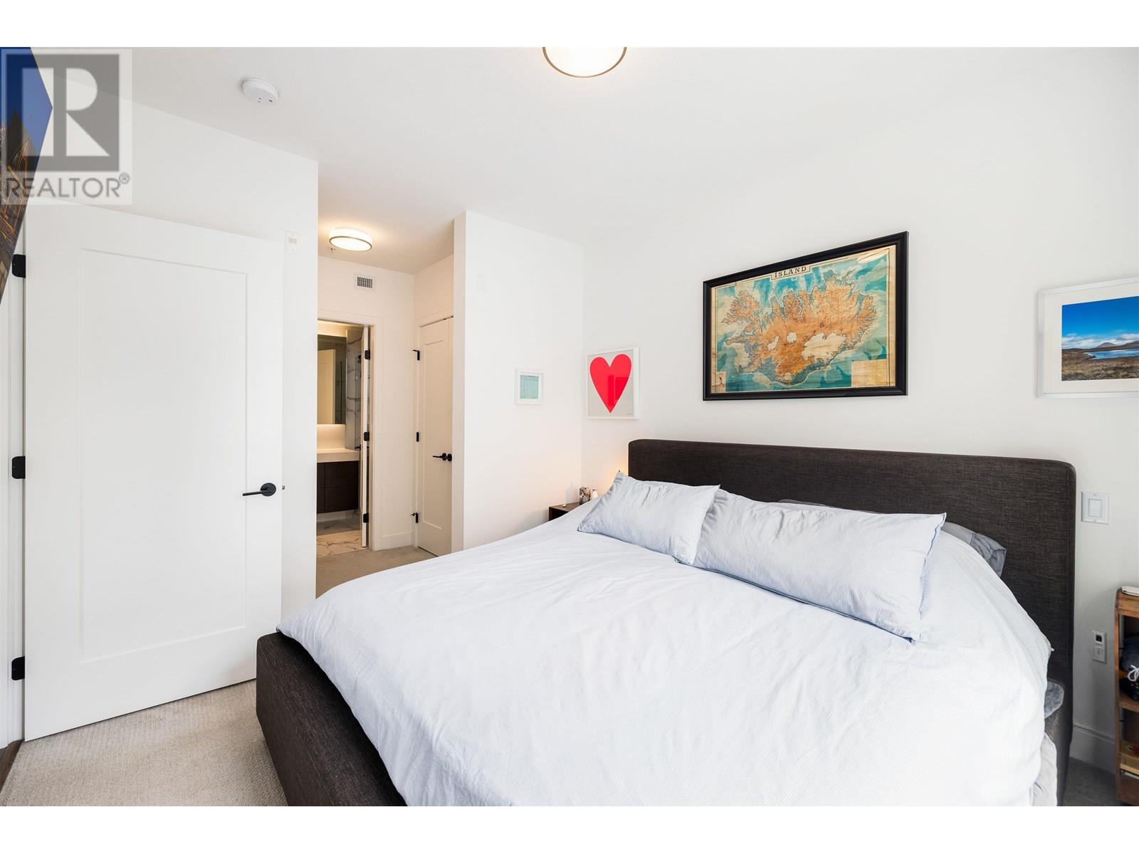 Photo 18 of 302 168 E 35th Avenue, Vancouver BC