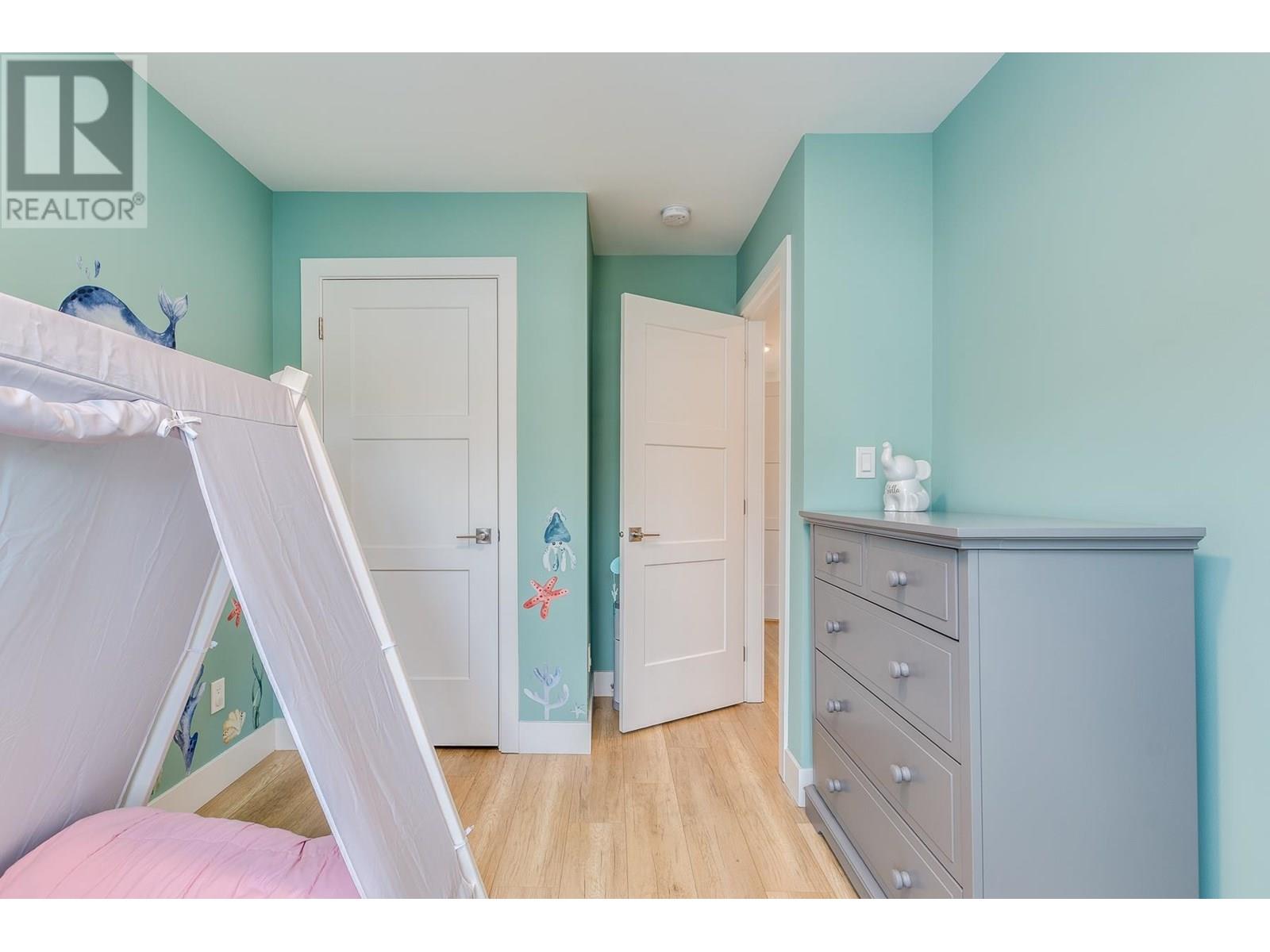 Photo 27 of 102 3419 Roxton Avenue, Coquitlam BC