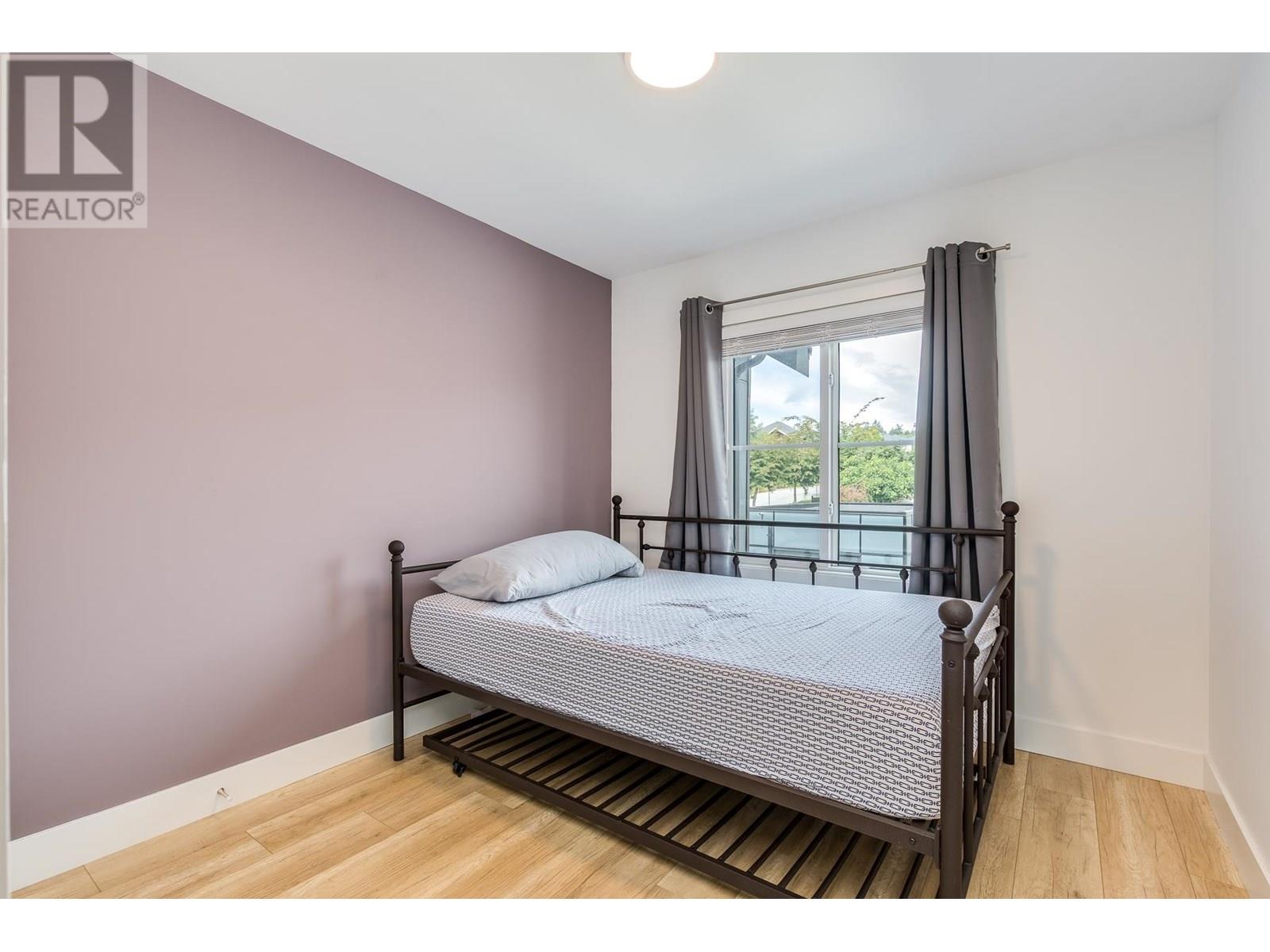 Photo 13 of 102 3419 Roxton Avenue, Coquitlam BC