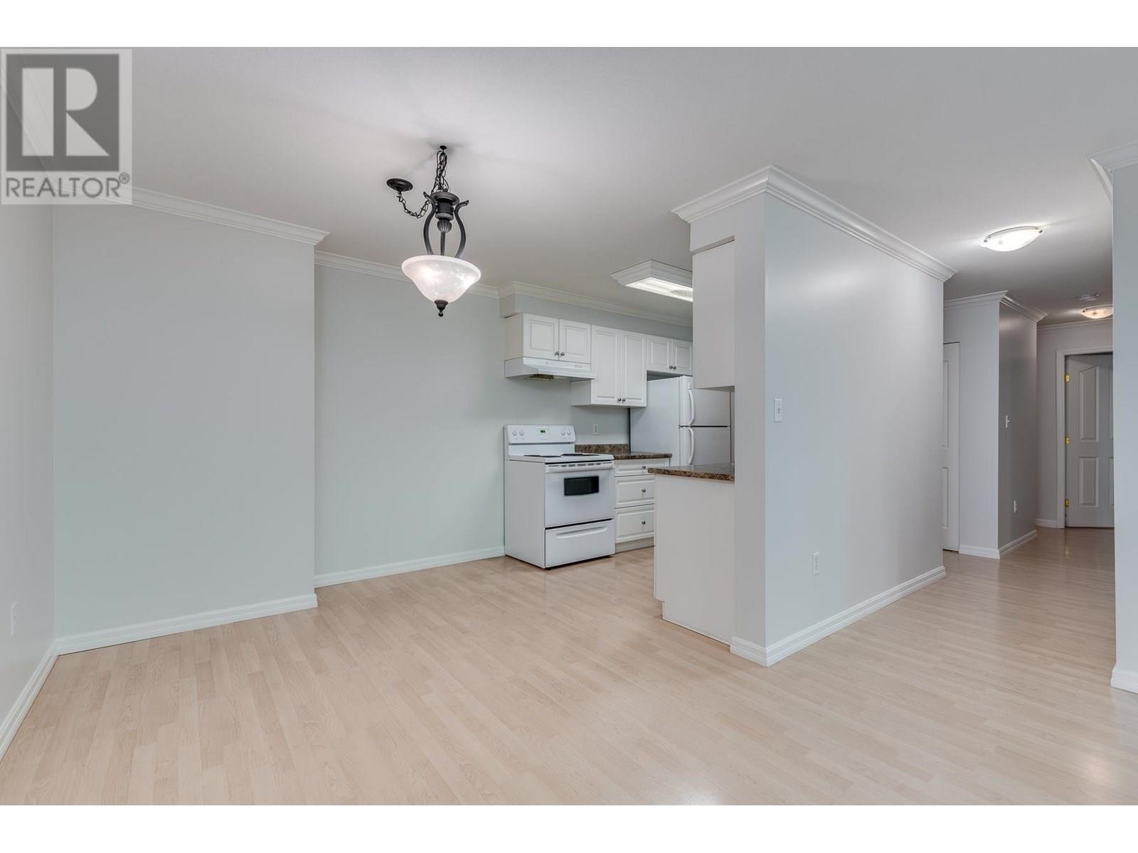 Photo 11 of 205 1200 Pacific Street, Coquitlam BC