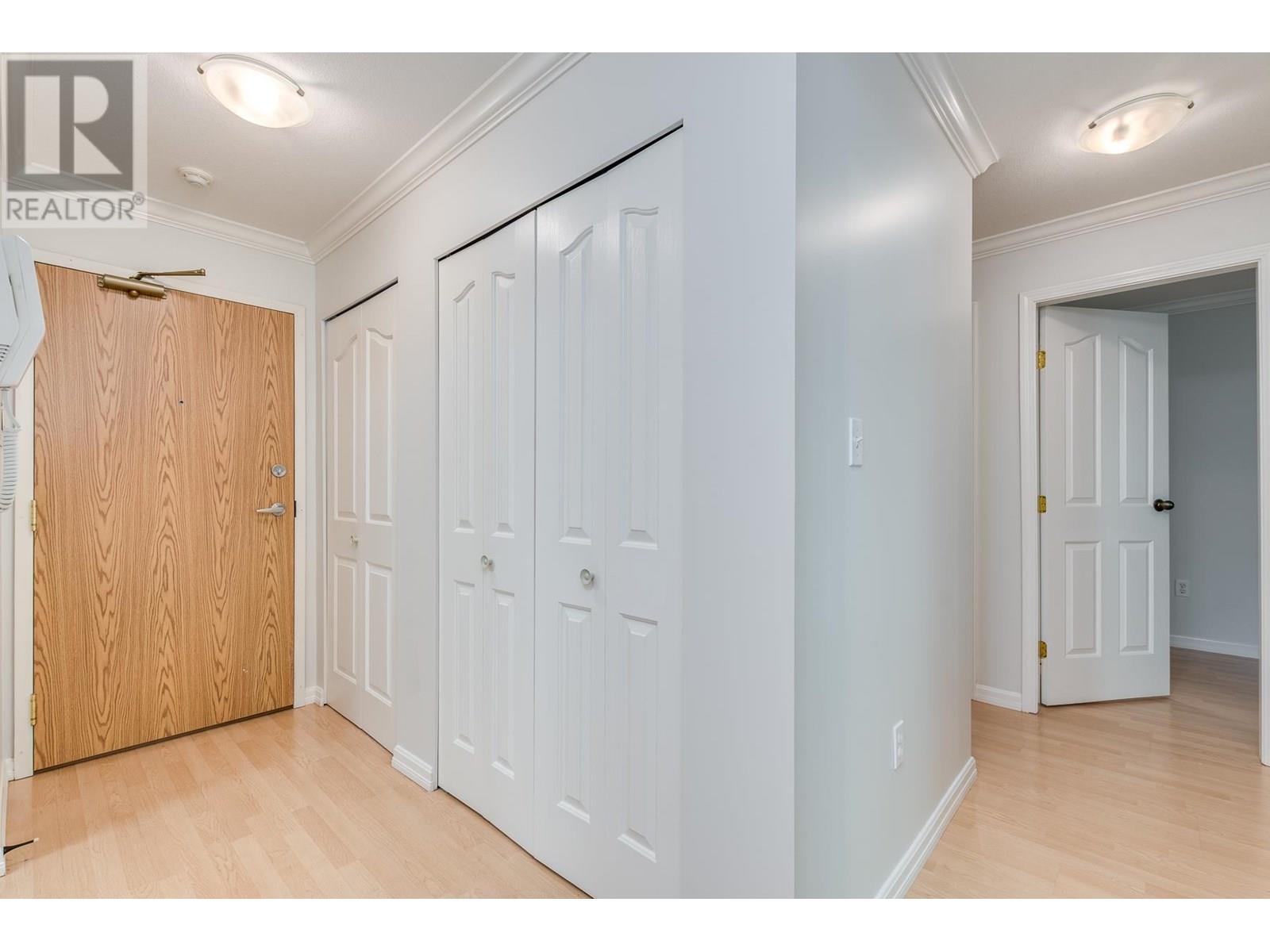 Photo 3 of 205 1200 Pacific Street, Coquitlam BC