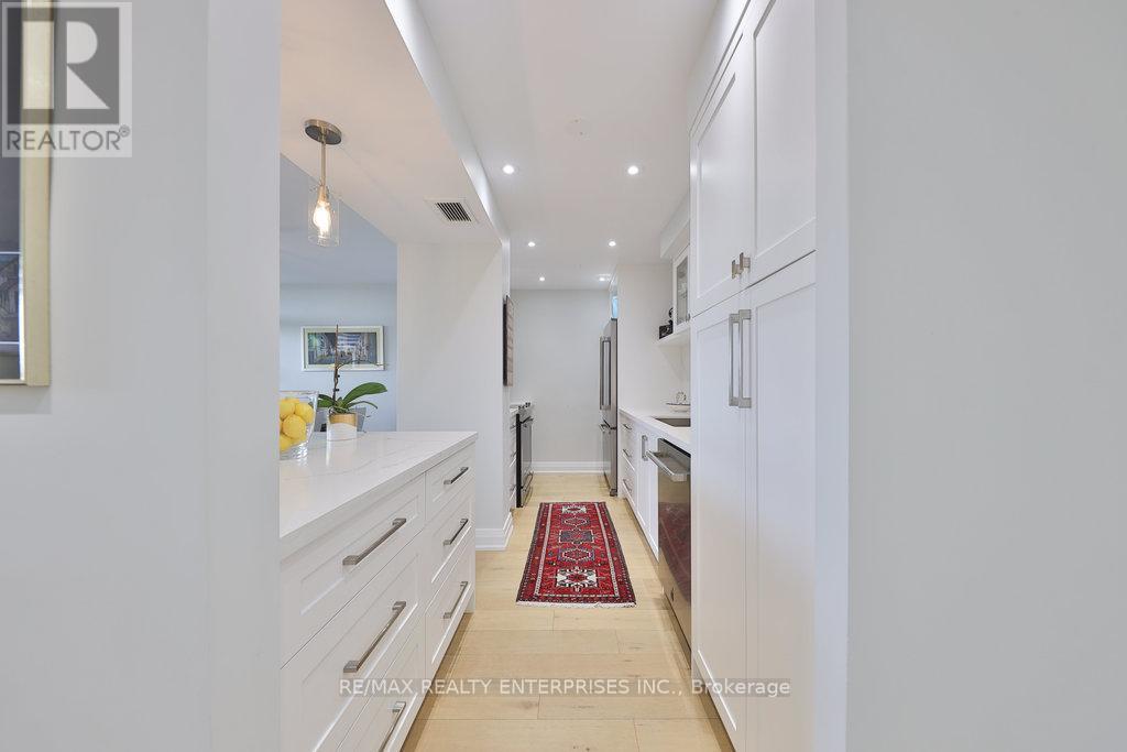 Photo 10 of 606 1333 Bloor Street, Mississauga ON