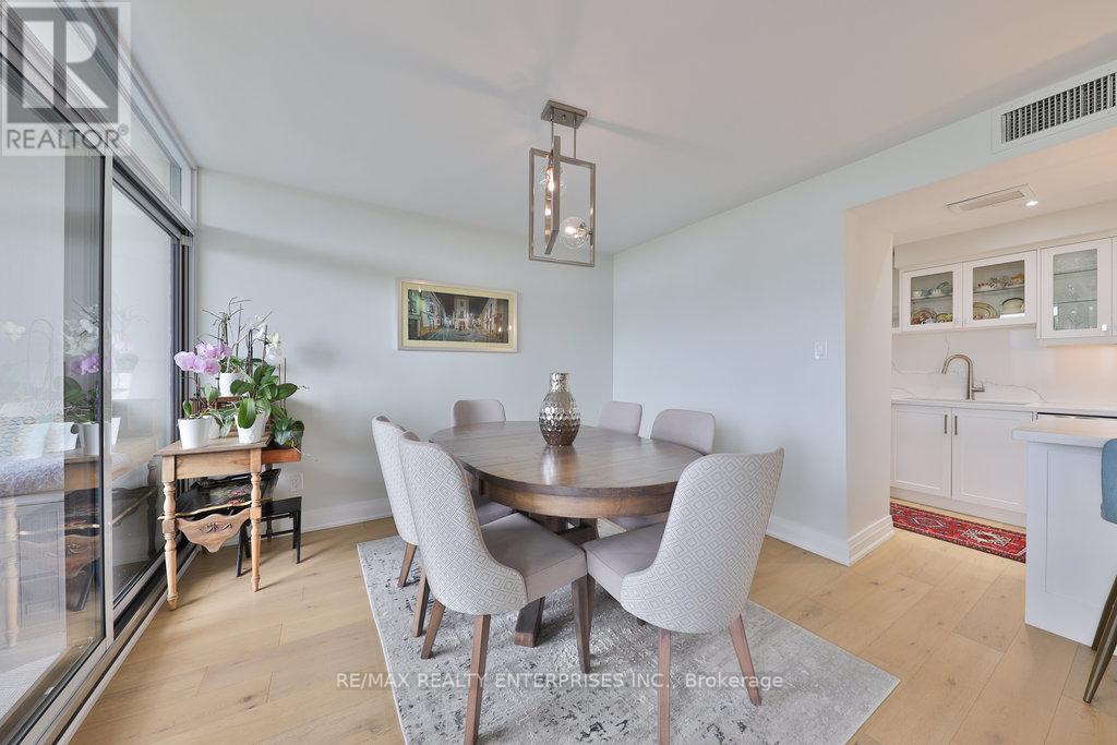 Photo 21 of 606 1333 Bloor Street, Mississauga ON