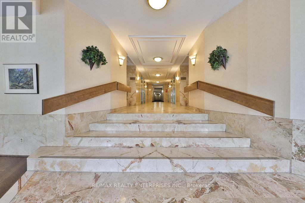 Photo 7 of 606 1333 Bloor Street, Mississauga ON