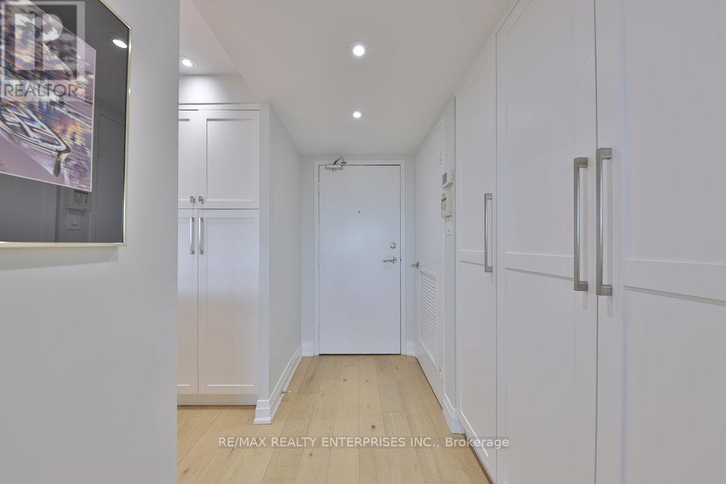 Photo 8 of 606 1333 Bloor Street, Mississauga ON