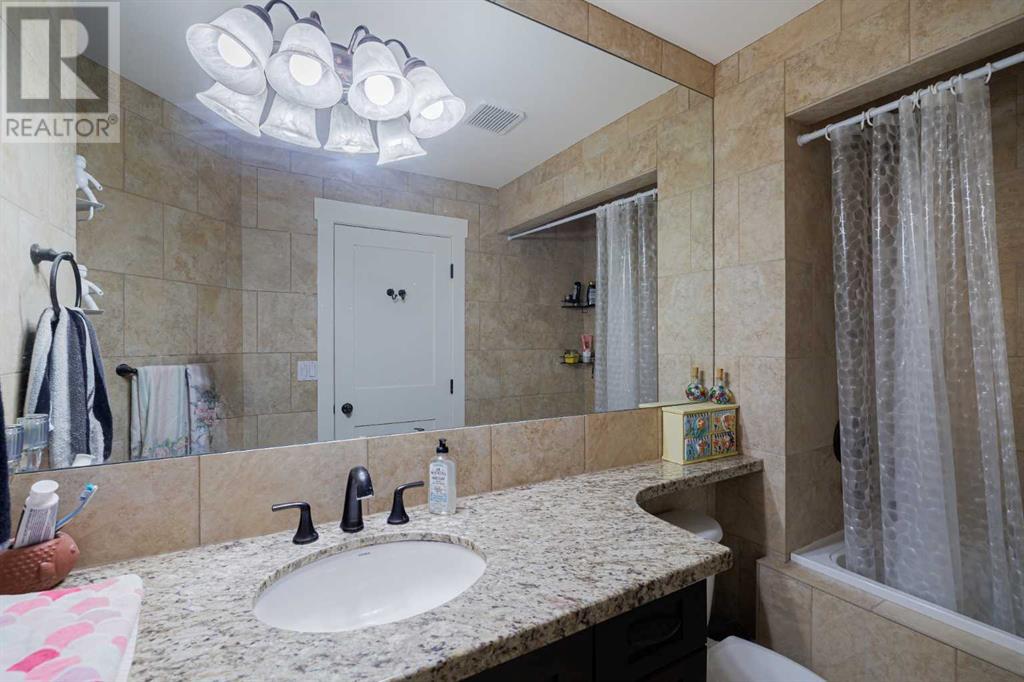 Single Family House for Sale in   Street SW Altadore Calgary 
