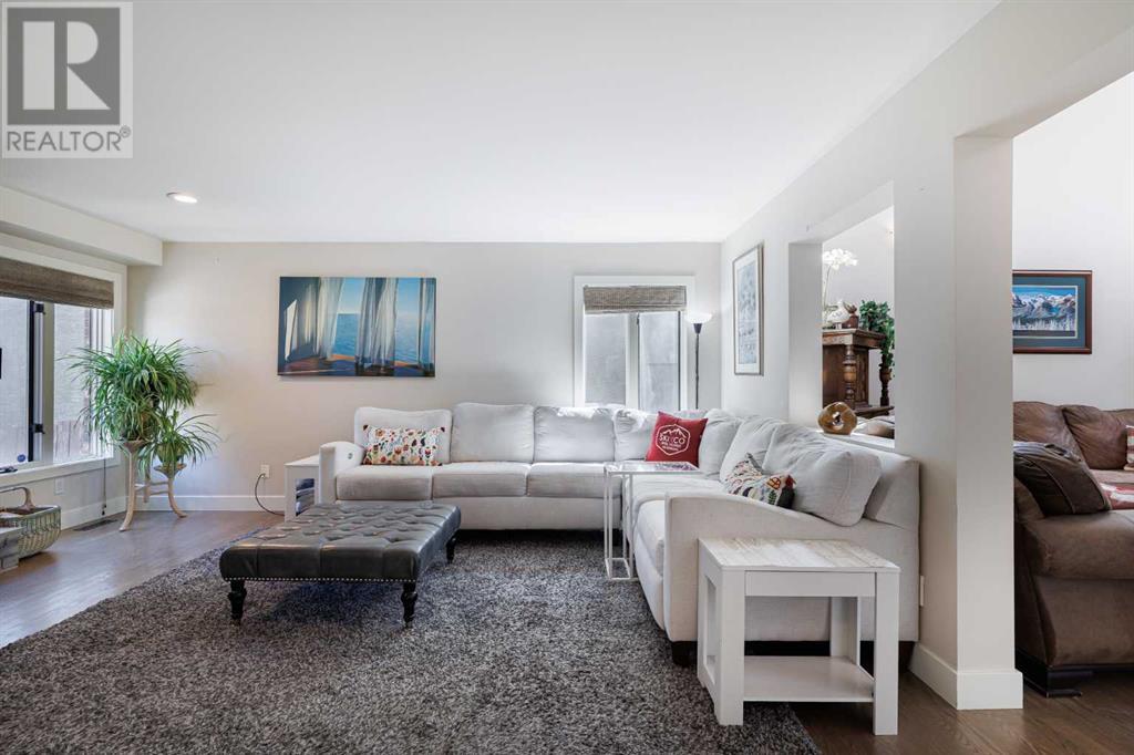 Single Family House for Sale in   Street SW Altadore Calgary 