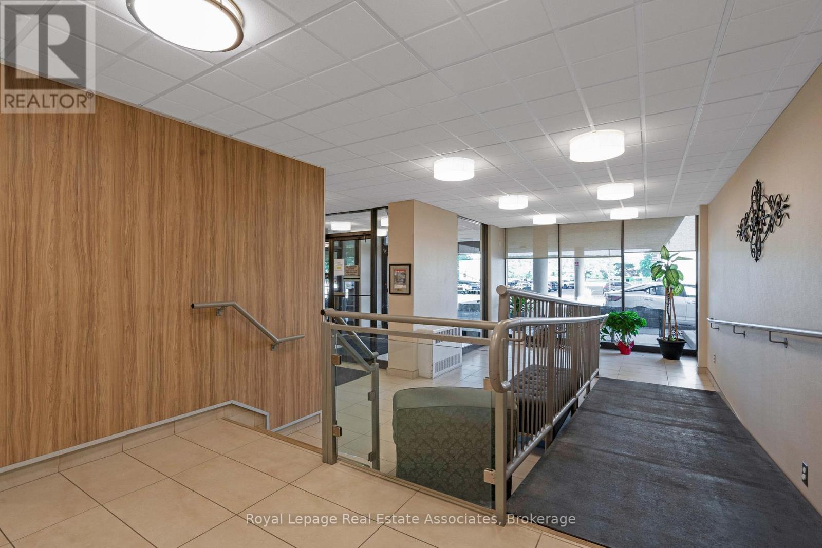 Photo 4 of 1204 215 Glenridge Avenue, St Catharines ON