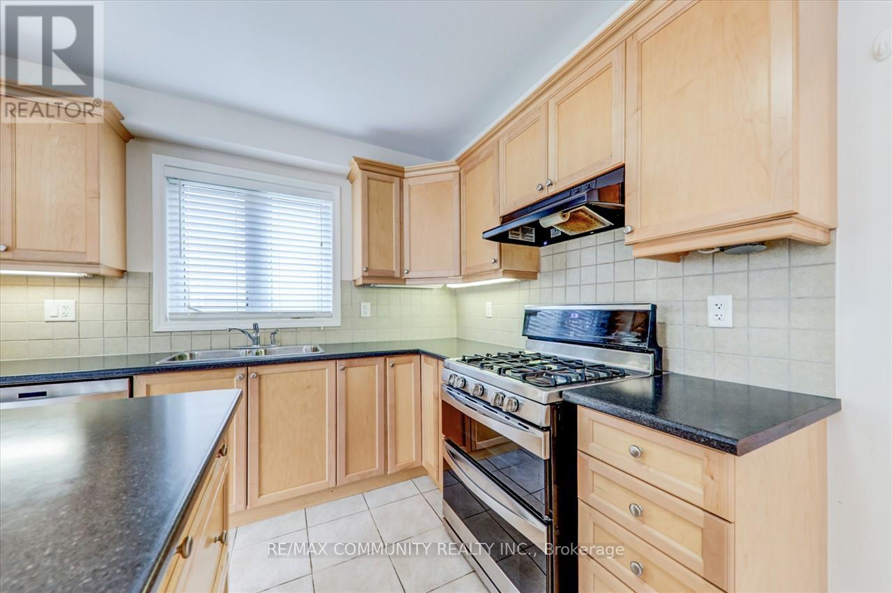 Photo 11 of 47 Ferris Lane, New Tecumseth ON