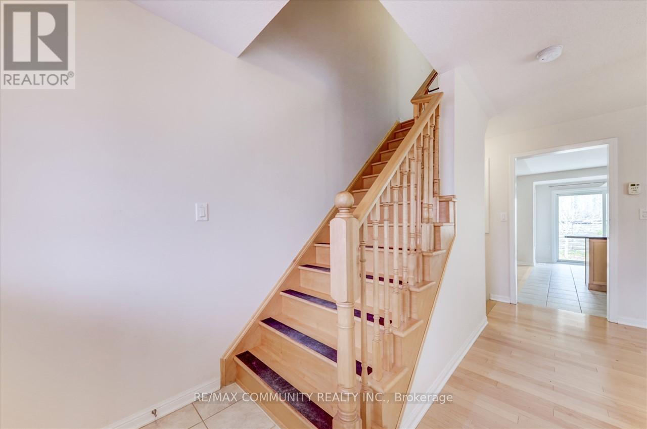 Photo 29 of 47 Ferris Lane, New Tecumseth ON