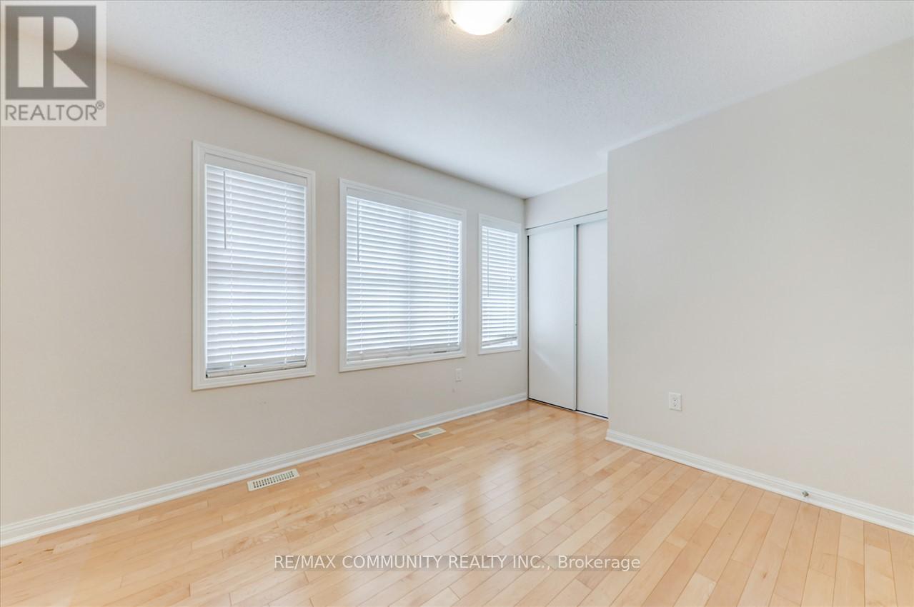 Photo 33 of 47 Ferris Lane, New Tecumseth ON