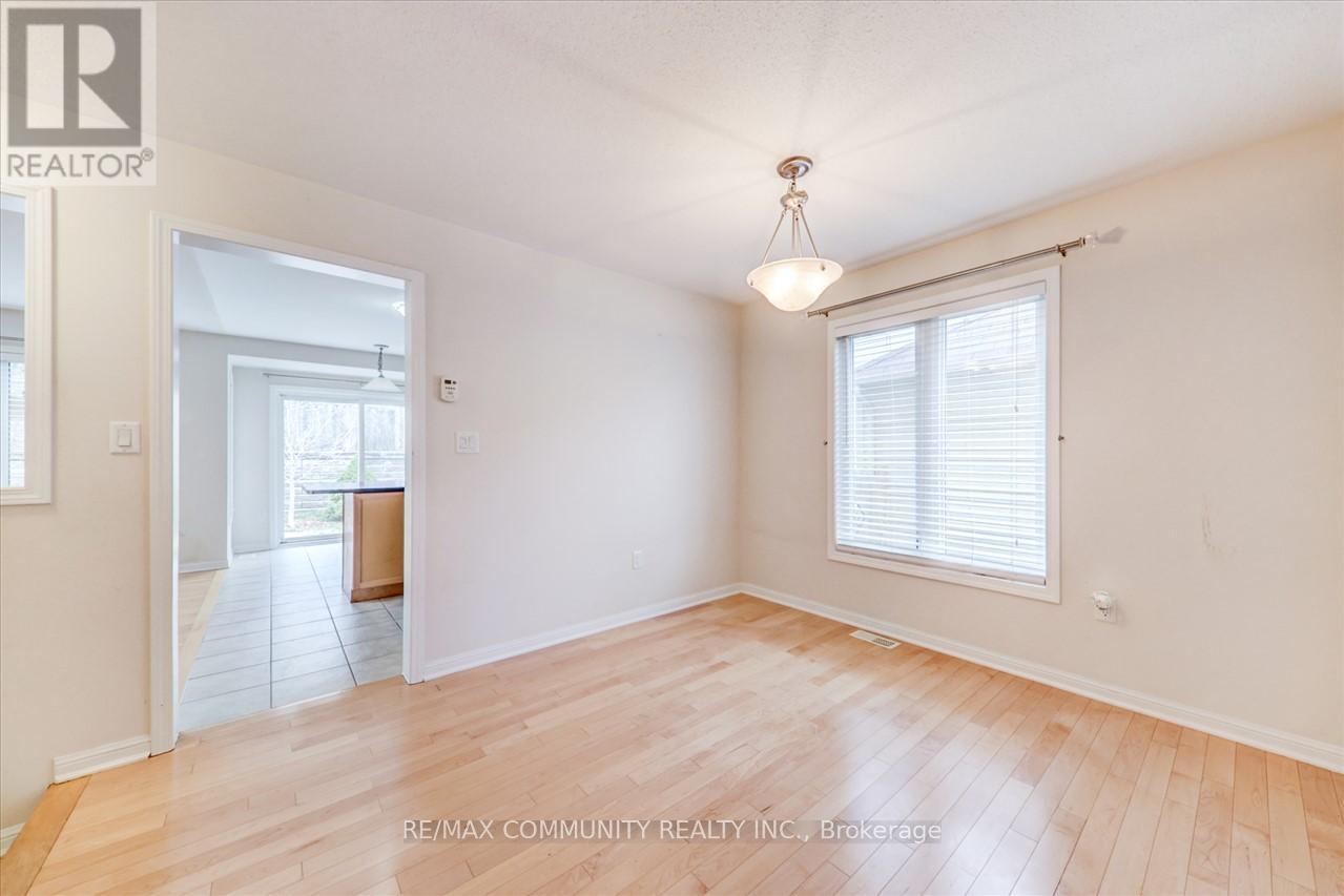 Photo 25 of 47 Ferris Lane, New Tecumseth ON