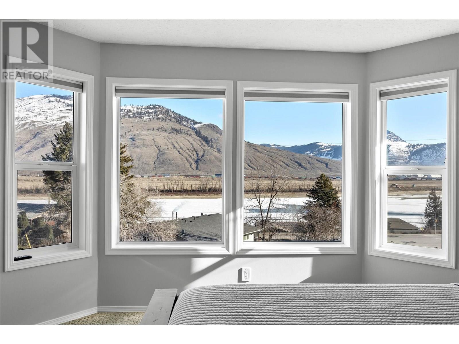 Photo 15 of 801 Alpine Terrace, Kamloops BC