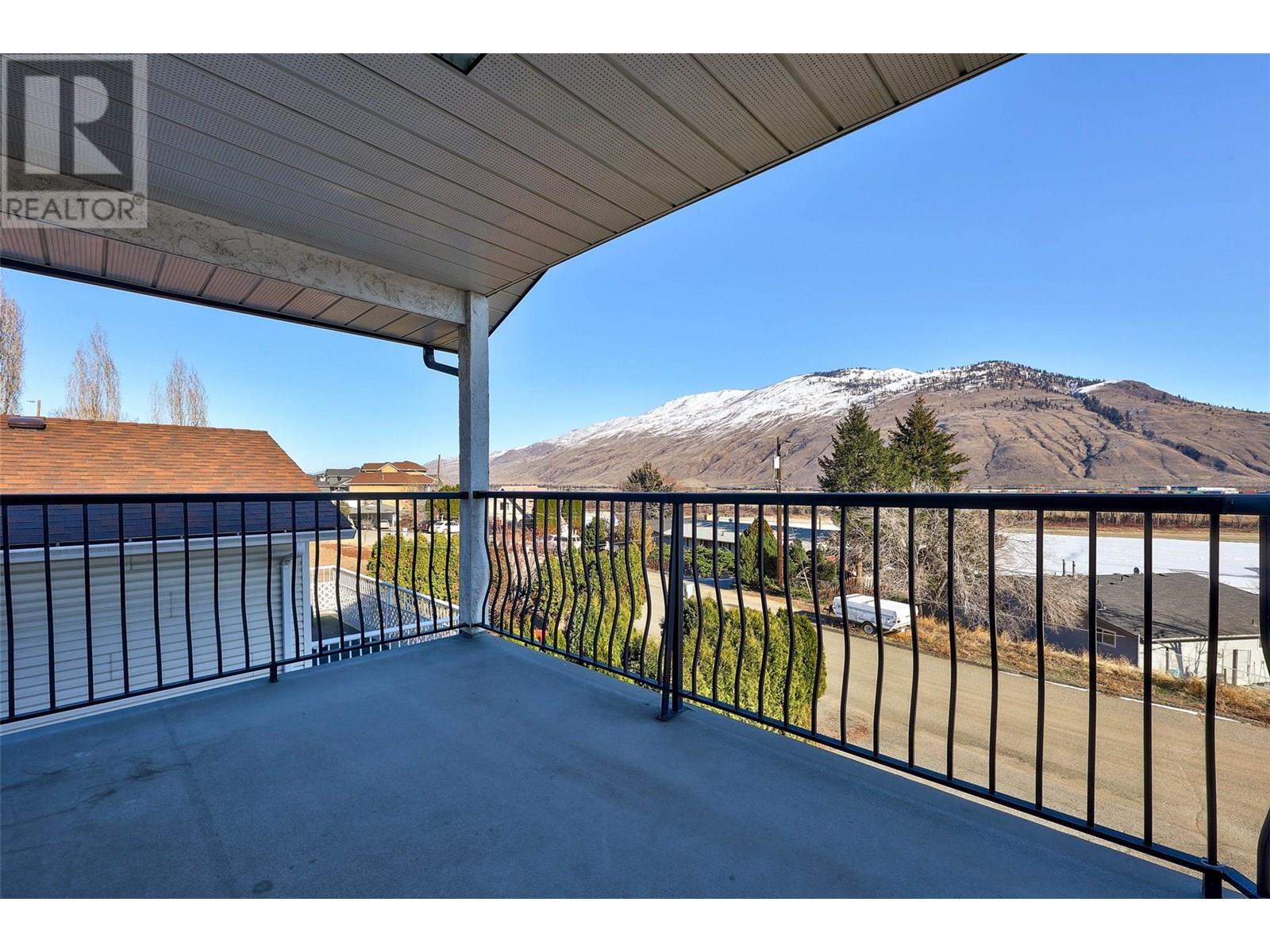 Photo 18 of 801 Alpine Terrace, Kamloops BC