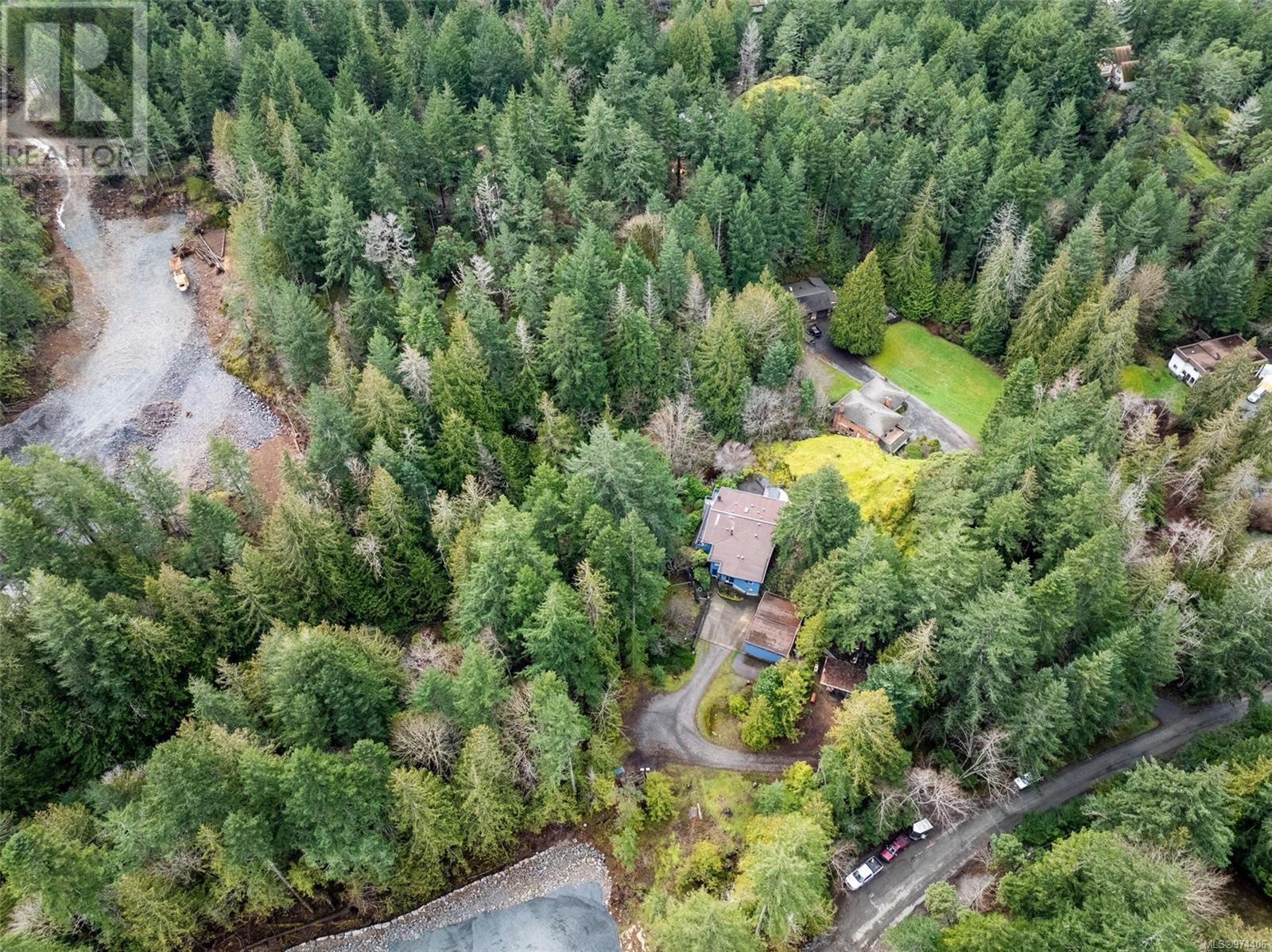 Photo 35 of 791 Gwendolynn Dr, Langford BC