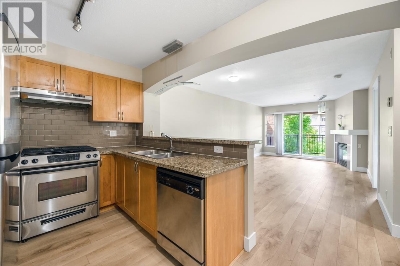 Photo 7 of 302 2388 Western Parkway, Vancouver BC