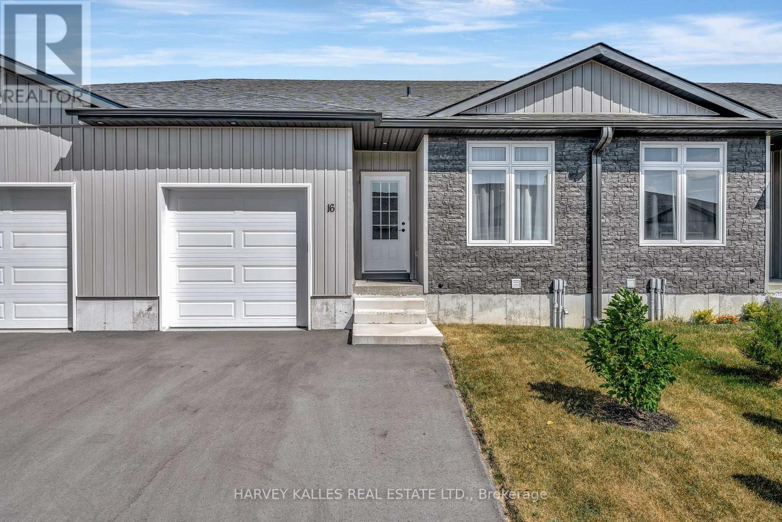 Photo 8 of 16 Dayton Court, Prince Edward County ON