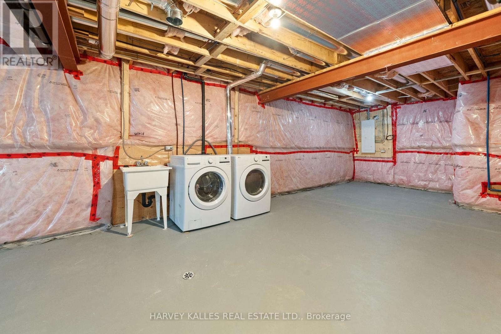 Photo 15 of 16 Dayton Court, Prince Edward County ON