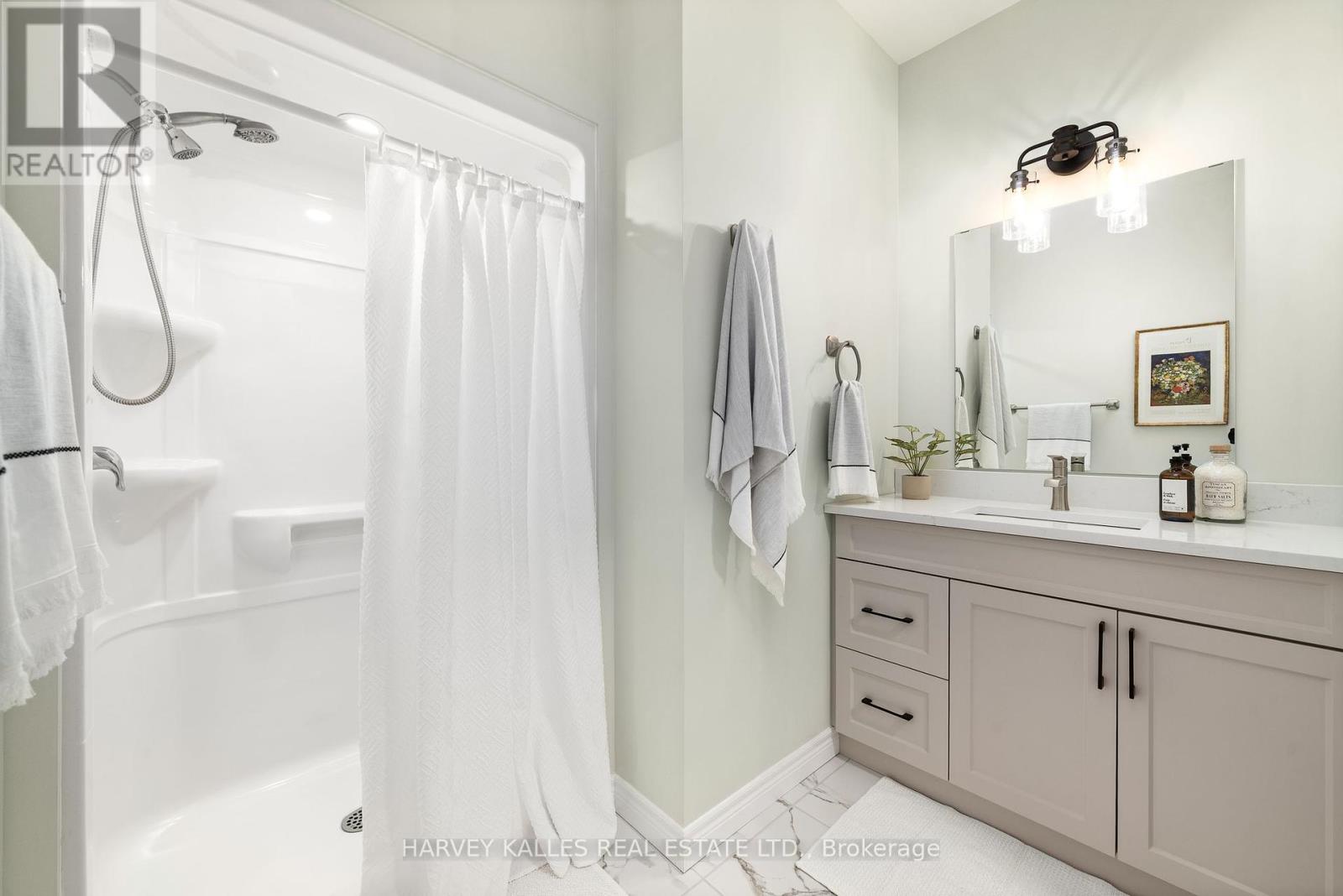 Photo 4 of 16 Dayton Court, Prince Edward County ON