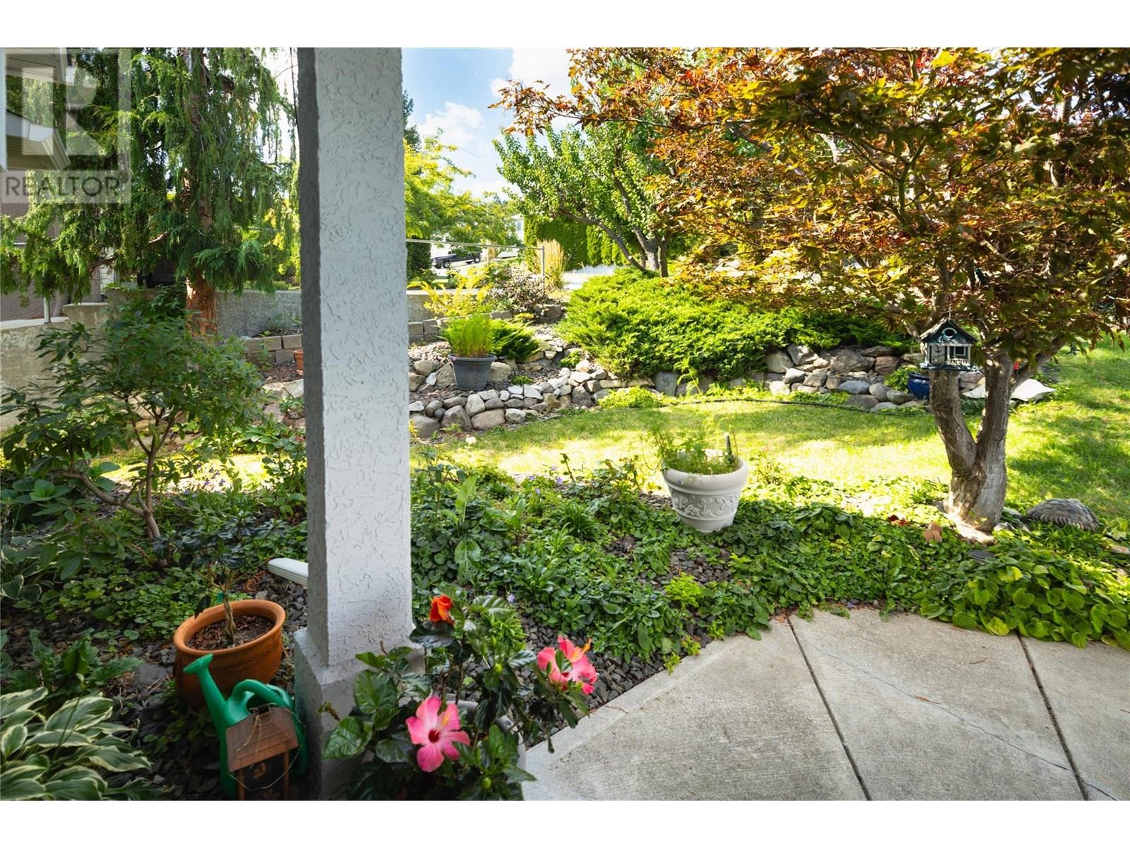 2613 COPPER RIDGE Drive, West Kelowna