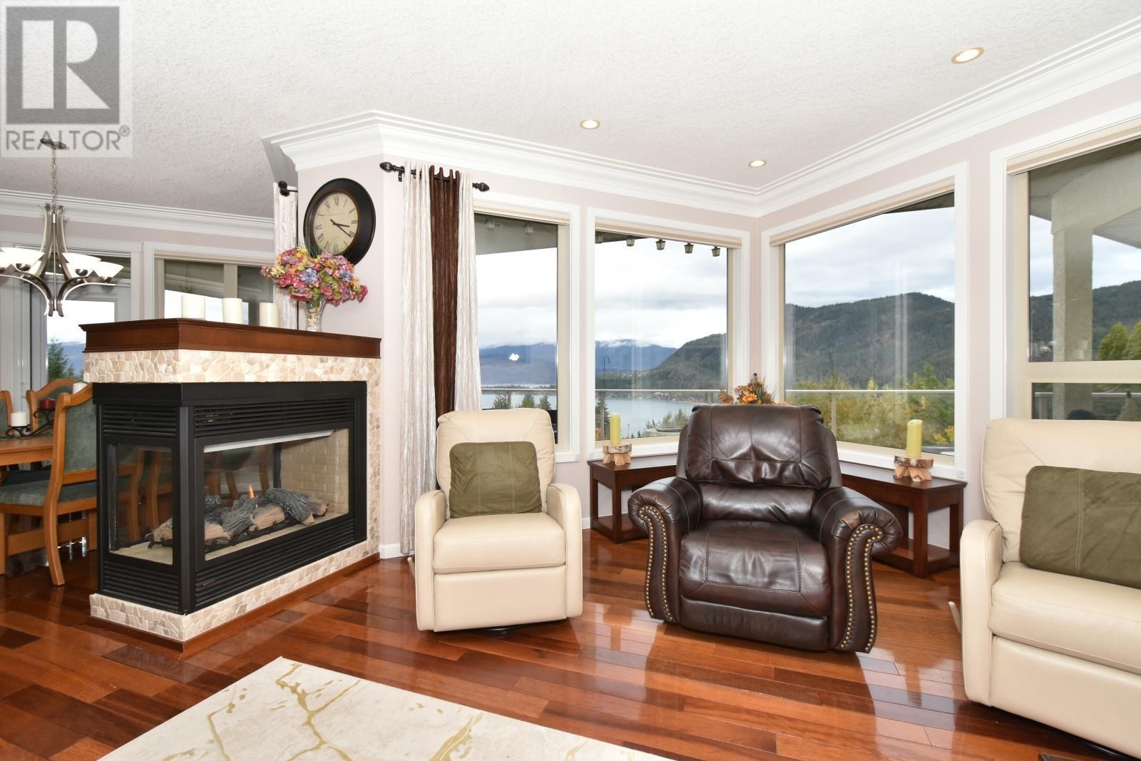 Photo 19 of 2597 Grandview Place, Blind Bay BC