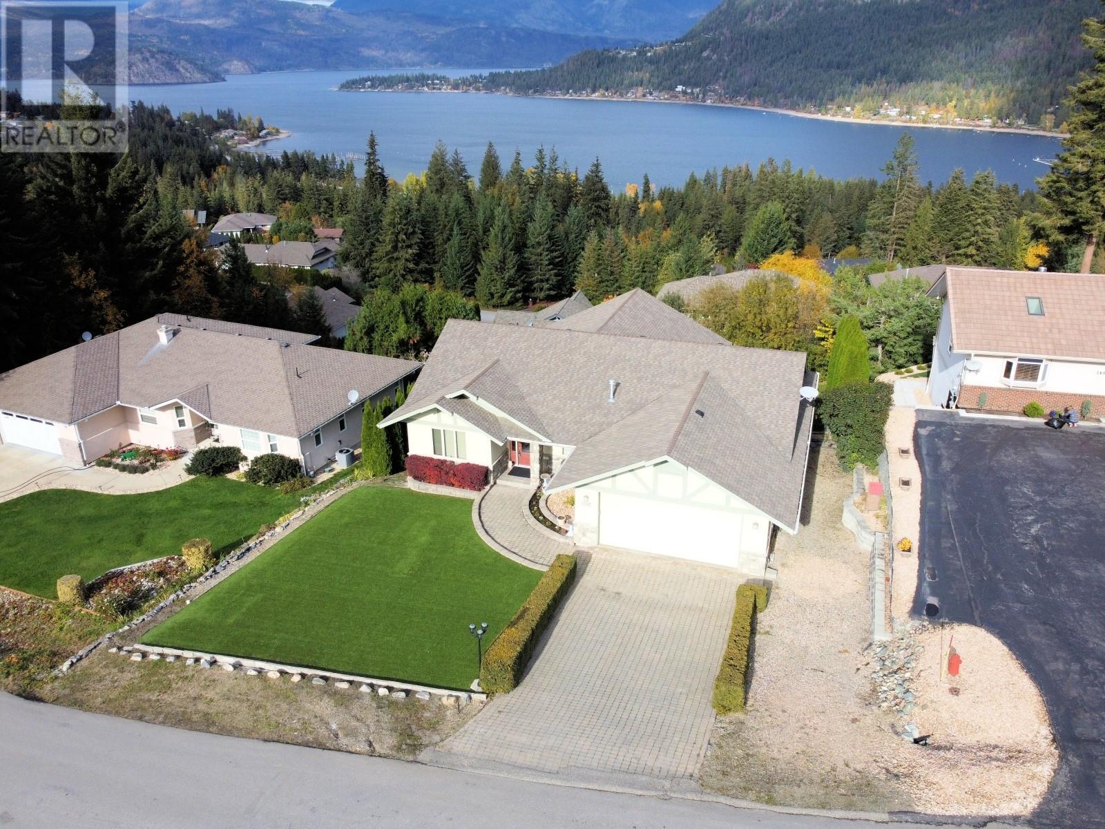 Photo 60 of 2597 Grandview Place, Blind Bay BC