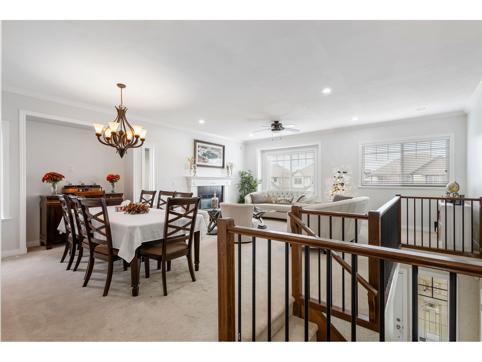 Photo 6 of 27016 35 Avenue, Langley BC