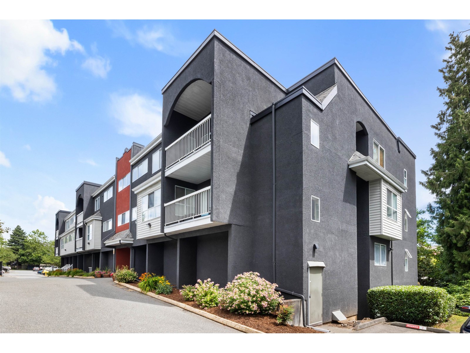 Photo 22 of 4 5664 200 Street, Langley BC