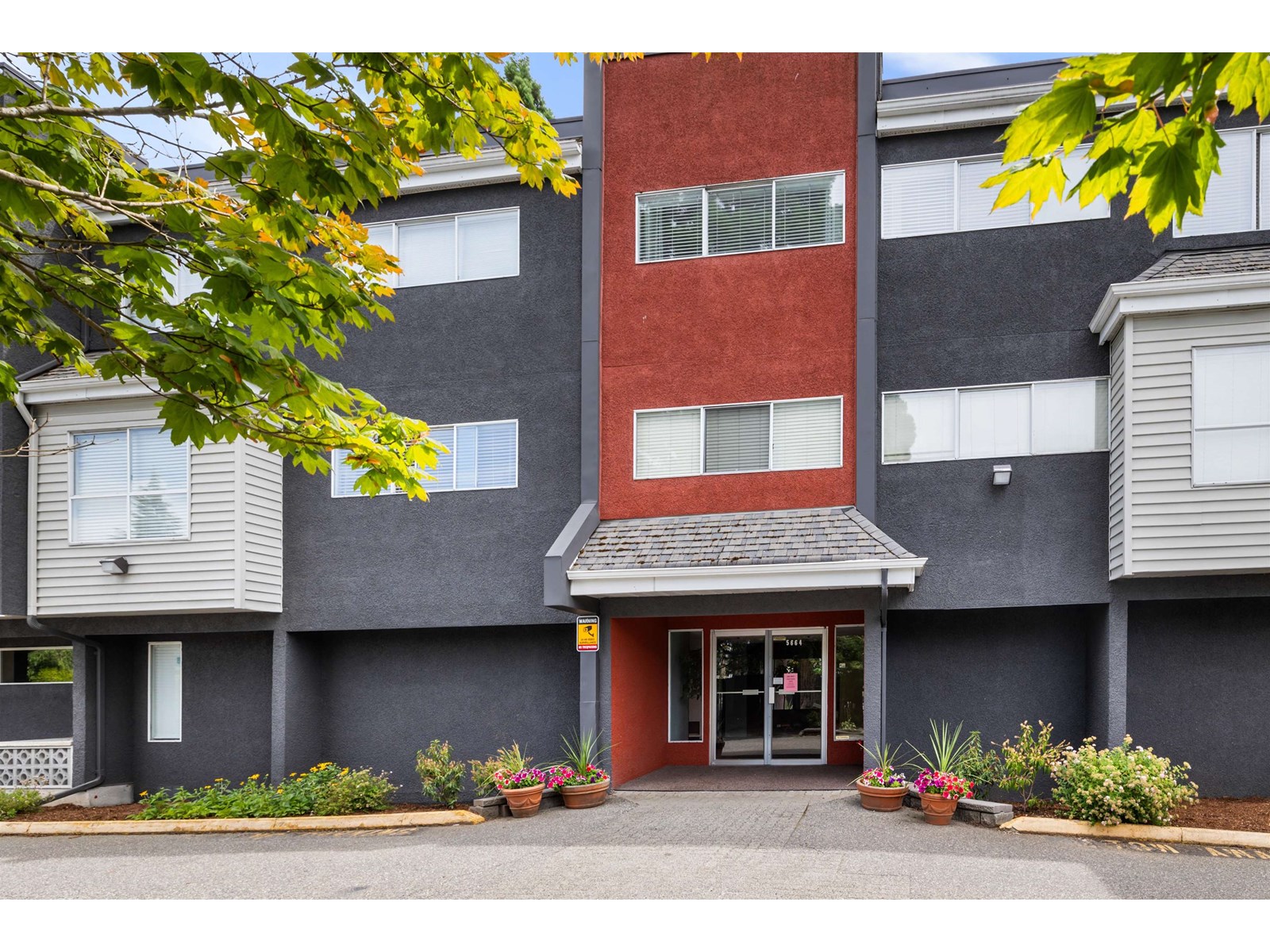 Photo 20 of 4 5664 200 Street, Langley BC